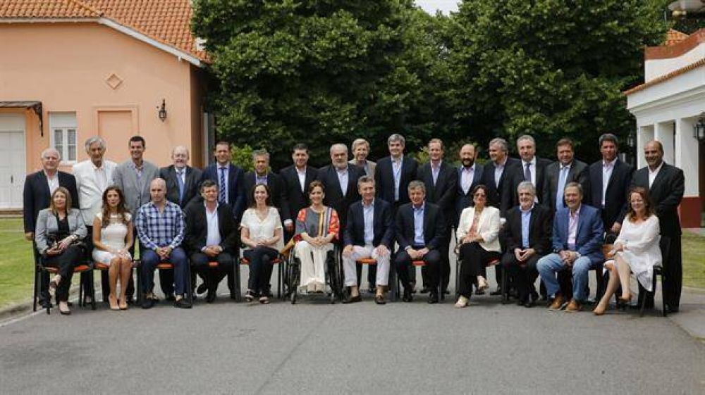 Los gobernadores van a la Casa Rosada y Mauricio Macri pidi� 