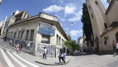 UNC: la obra del Centro Cultural tiene destino incierto