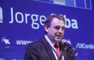 Empez� el noveno Coloquio de la Uni�n Industrial de C�rdoba