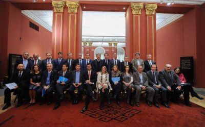 Santa Fe y Naci�n firmaron una carta federal sin condicionantes