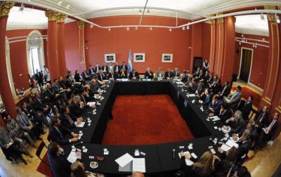 Hubo acuerdo con otras provincias pero Santa Fe no firm�