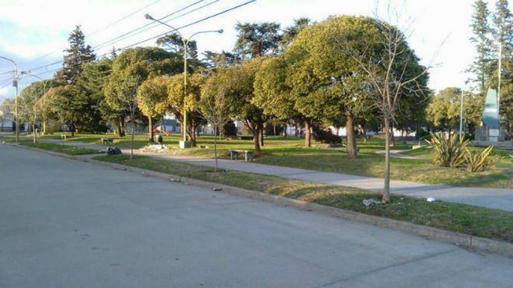 Plaza Islas Malvinas: reconocen falencias y normalizan limpieza
