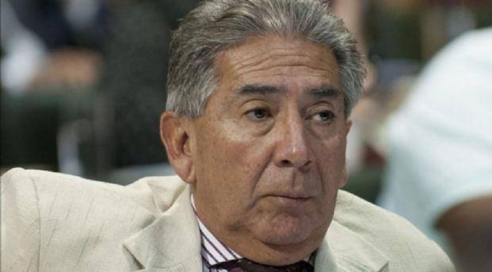 Ram�n Villa culp� a Federico Hanne por la mala labor de Vertua S.A