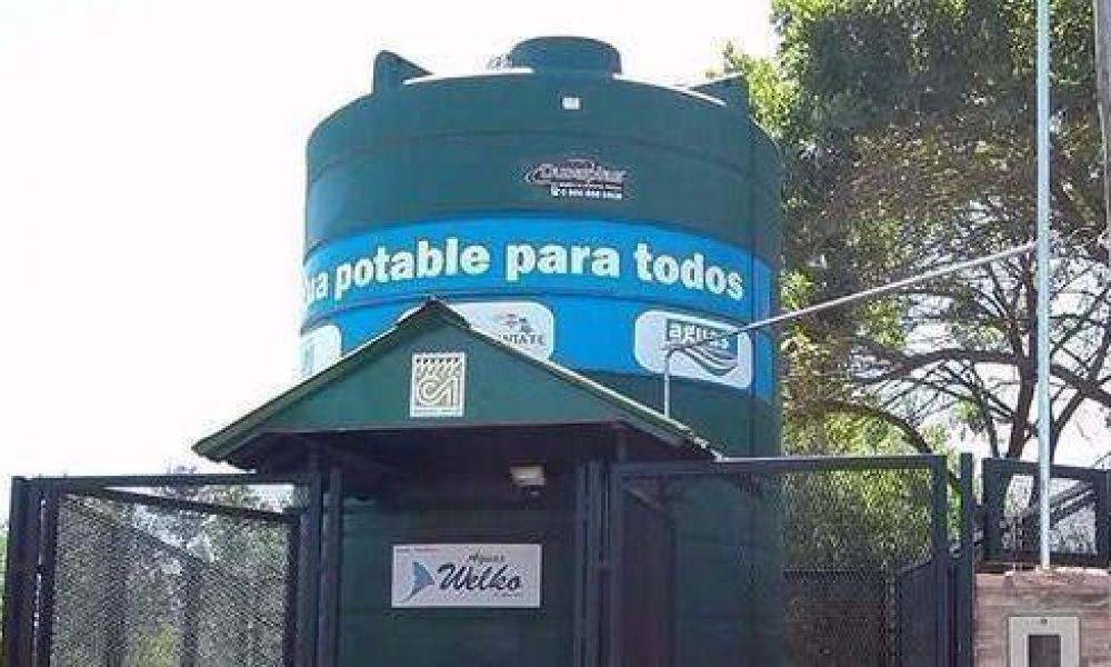 Buscan implementar dispensers de agua comunitarios en pueblos