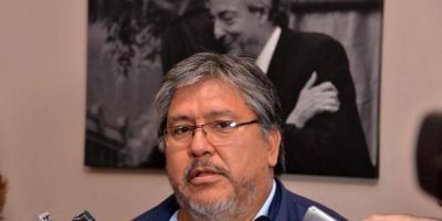 El Chino Navarro cada vez m�s lejos de CFK: 