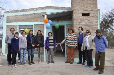 Se entregaron viviendas sociales en Luj�n