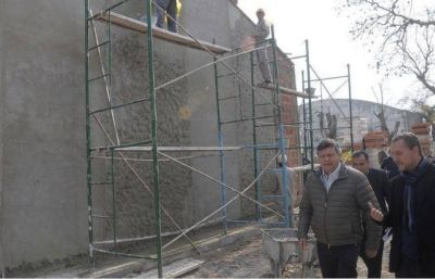 Peppo destac� las obras en el hospital de Barranqueras
