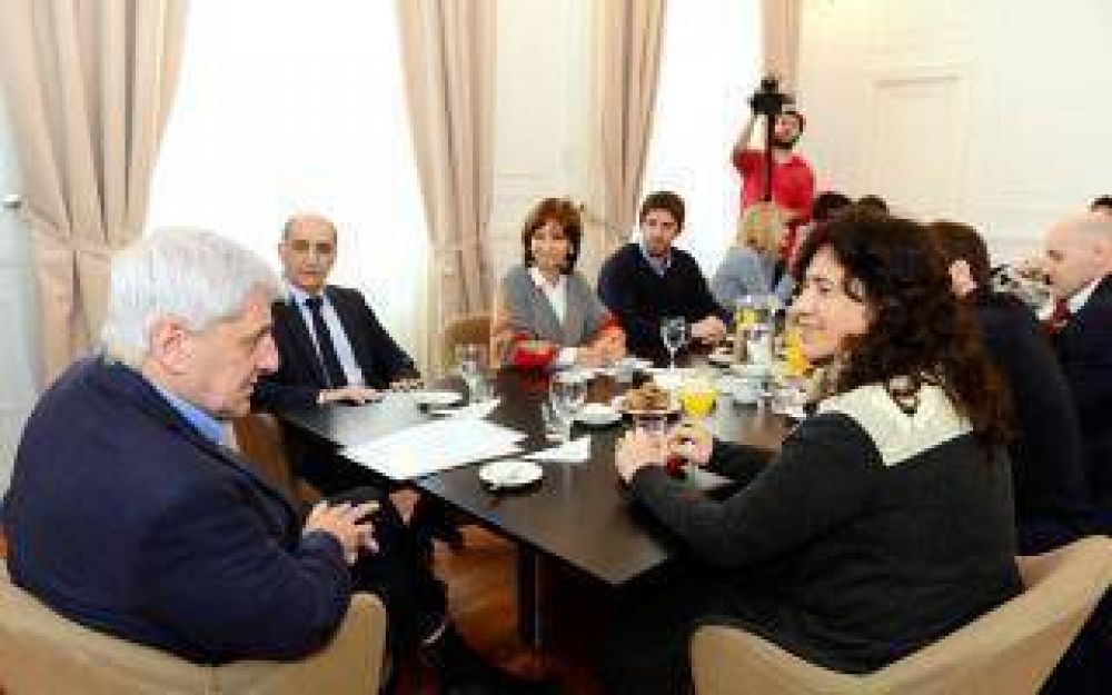 San Fernando: Andreotti mantuvo una reuni�n con la Ministra Ortiz