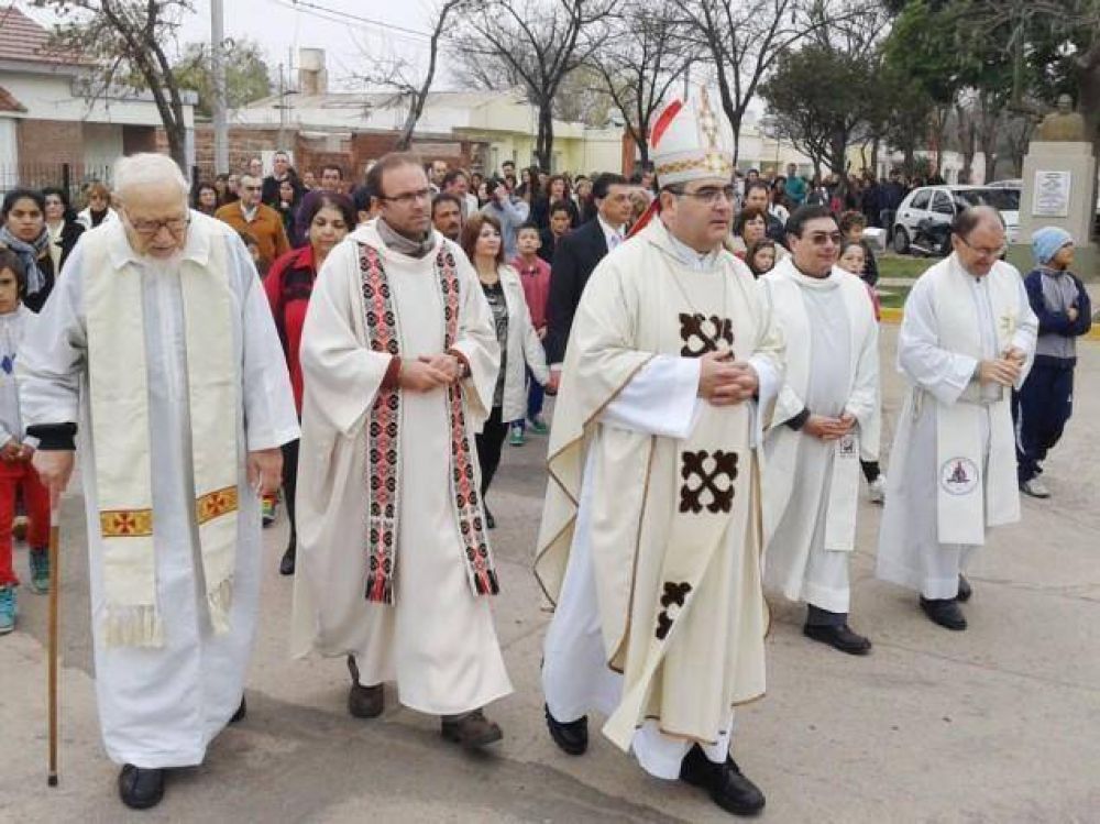 Mons. Buenanueva llam a los sacerdotes a tomar el ejemplo del Cura Brochero y de Angelelli