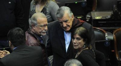 El kirchnerismo quiere una sesi�n especial por tarifas, pero no consigue aliados