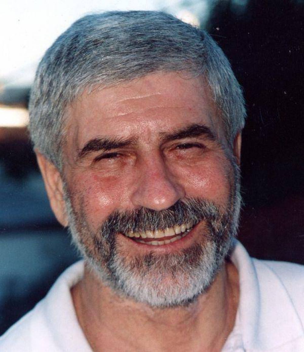 Un jard�n municipal llevar� el nombre de Elio Aprile