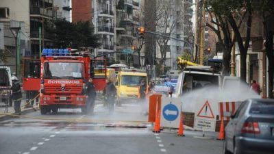 Conmoci�n en Barracas: un muerto y dos operarios graves por un escape de gas