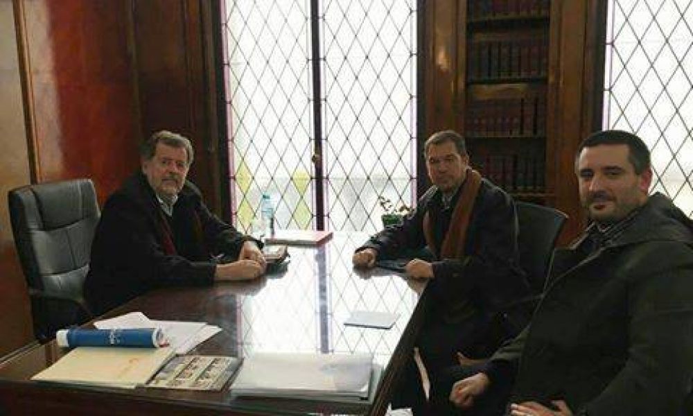 Di Cesare convers� sobre agenda productiva con Elustondo