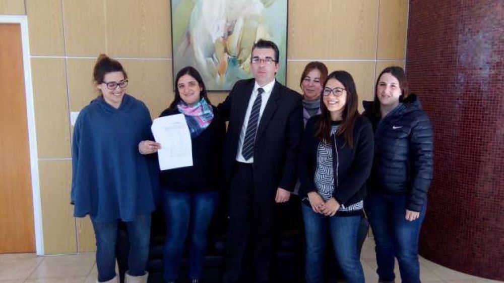 Salud sum� cinco profesionales m�s al Policl�nico de Villa Mercedes