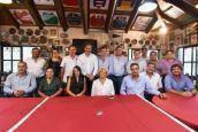 La Plata: UCR da marcha atr�s en su confrontaci�n con Garro, y no romper�a bancada