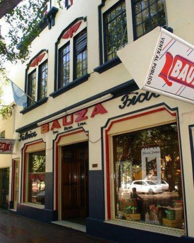 Crisis econ�mica: la f�brica de fideos Bauz� despidi� a 16 de 24 empleados