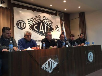 Schmid critic� la Alianza del Pacifico al �introducir la precarizaci�n que reina en el Sudeste asi�tico�