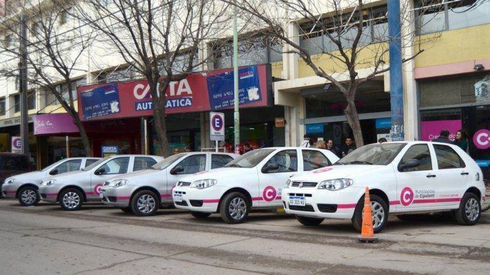 El Municipio invirti� $997 mil en cinco autos