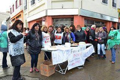 APROSA y autoconvocados llevaron el reclamo a la Secretar�a de Trabajo