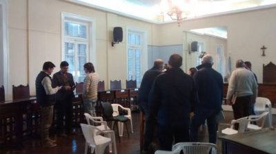 Buscan prohibir el tr�nsito de colectivos de media y larga distancia en el centro