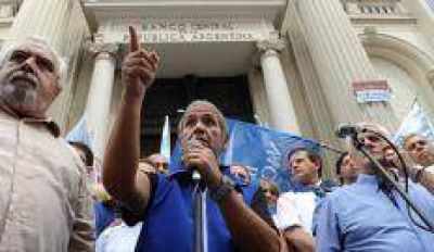 Los bancarios impulsar�n un plan de lucha