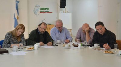 Mart�n Lousteau ya piensa en 2017: se reuni� con integrantes de ECO