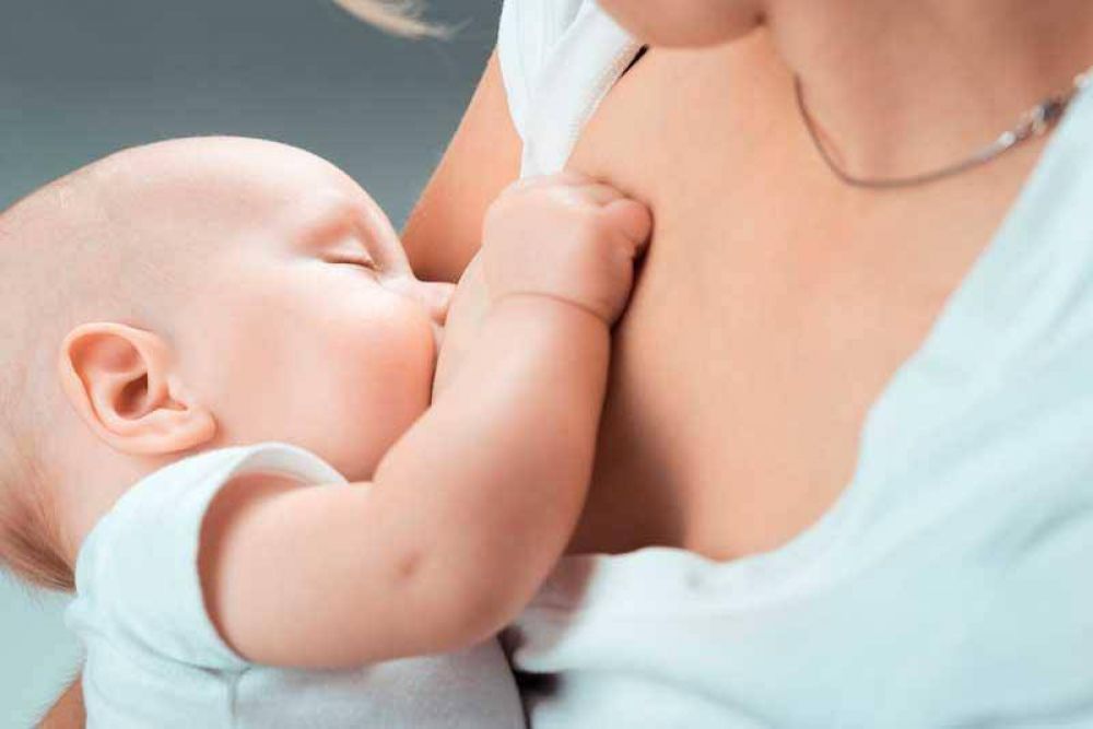 Jornada sobre lactancia materna en el Paseo Jess Menda