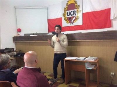 Erreca particip� de un encuentro de concejales radicales
