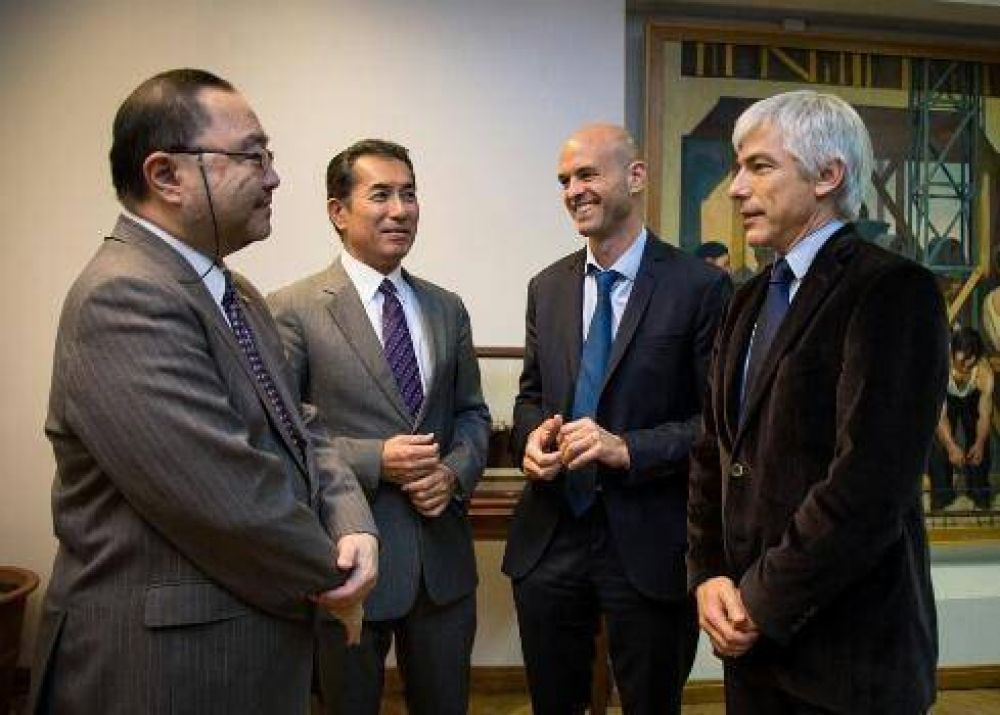 Convenio para dotar a los trenes metropolitanos de frenado autom�tico