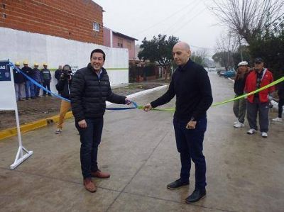 Nardini inaugur� obras hidra�licas y de pavimento en Adolfo Sourdeaux