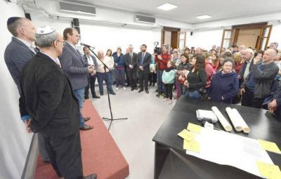 Bordet particip� de la escritura de la Tor�