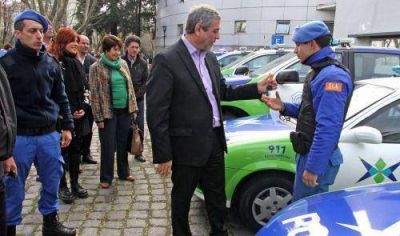La Comuna entreg� 11 m�viles al Comando de Patrulla y a la Polic�a local