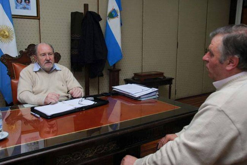 Con producci�n de cebollas y papas, buscan diversificar Casa de Piedra
