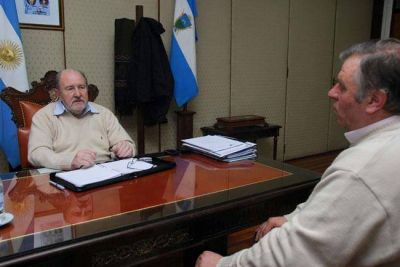 Con producci�n de cebollas y papas, buscan diversificar Casa de Piedra