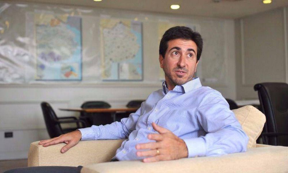 Cenz�n baja a la Legislatura para mostrar si avanzan las obras de la gesti�n Vidal