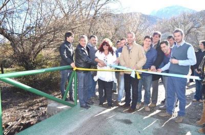 ARCIONI EN EL HOYO: �Esfuerzo conjunto para concretar obras�