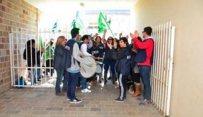 APAP, ATE y UPCN discutir�n aumento salarial con el Ejecutivo