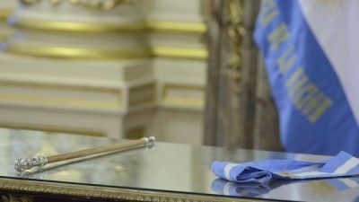 Para no repetir el papel�n entre Cristina y Macri, habr� una ley para regular la transici�n presidencial