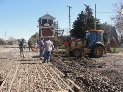 Esperan finalizar los trabajos en el paso a nivel de San Mart�n para este fin de semana