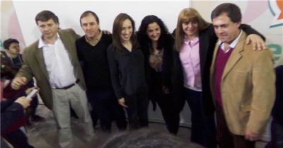 Vidal junt� a dirigentes de todos los espacios pol�ticos