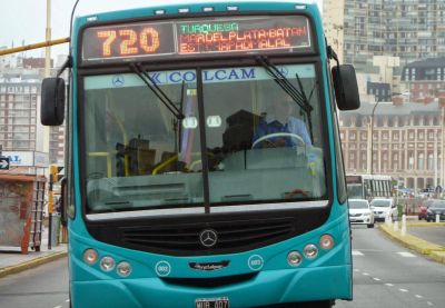 Piden que las l�neas 715 y 720 pasen por los hospitales de la ciudad