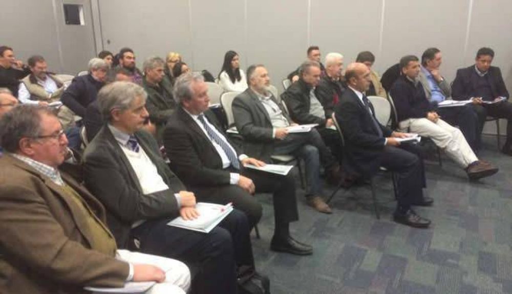 Buscan crear una ley para regular los cierres de minas