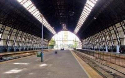 Comienzan los trabajos de remodelaci�n en la estaci�n de trenes en La Plata