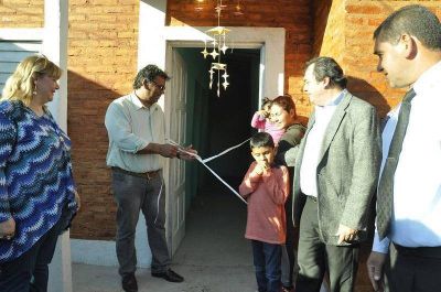 Las viviendas sociales contin�an beneficiando a familias del Departamento Banda