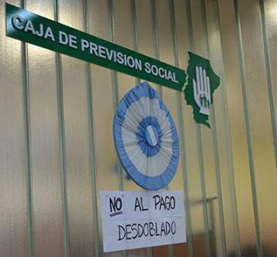 Estatales de distintos sectores reclamaron por la liquidaci�n