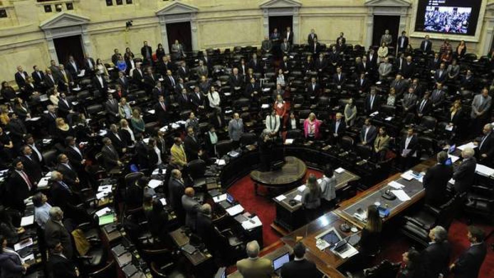 La oposici�n consigui� qu�rum y arranc� la sesi�n para debatir sobre las tarifas