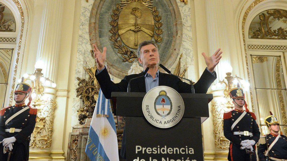 Mauricio Macri busca una reunin con la primera ministra del Reino Unido