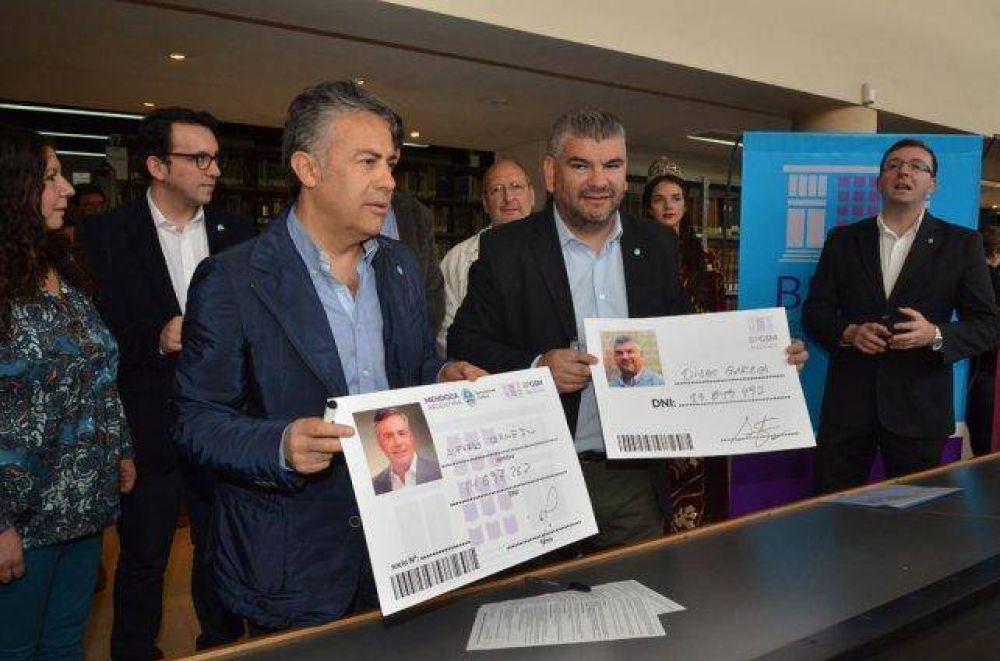 Compraron libros y realizaron mejoras en la Biblioteca San Mart�n