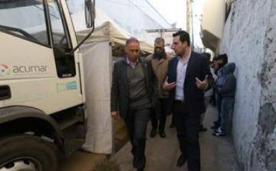 El ministro Bergman recorri� el barrio Pampa
