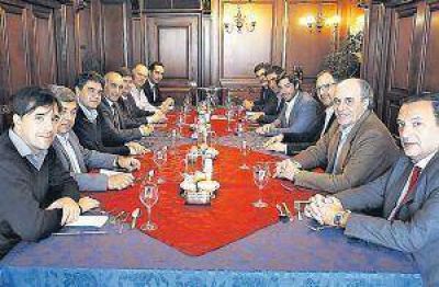 Desde el equipo de Vidal buscan bajar la tensi�n con el radicalismo provincial